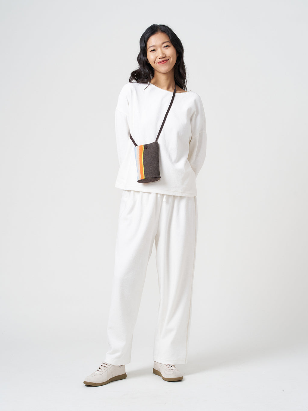 Dulong River Wool Phone Bag